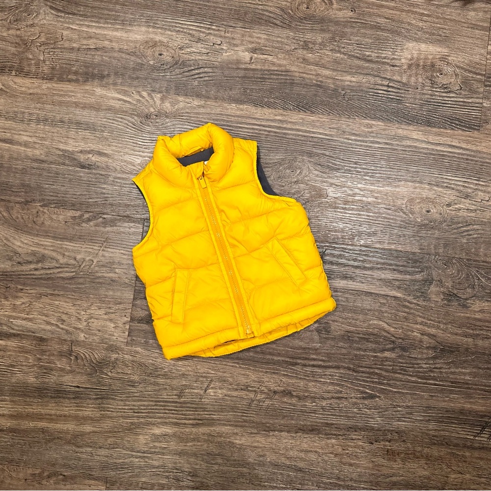 Old Navy Yellow Puffer Vest Quilted